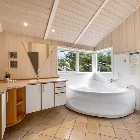 Leona - 250m To The Fjord By Interhome * Ulfborg