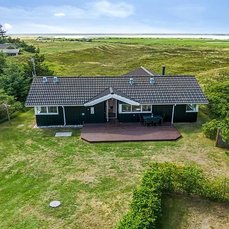 Leona - 250m To The Fjord By Interhome *